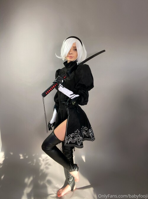 2B 27beb7031b6b0f767