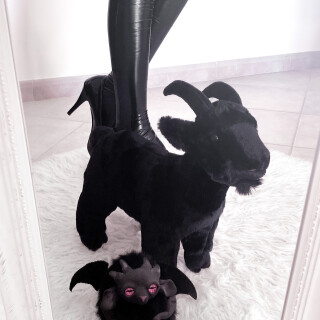 2DBD8AD1-4D08-4534-B6C4-66E3204AA1C172143d349722ce71