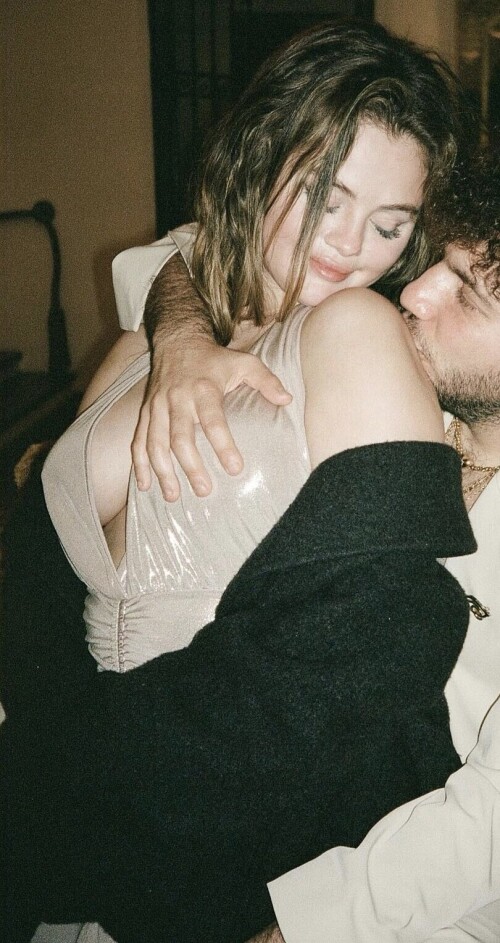 2DE642B7 B043 429B BC34 C990B1CD164D1366e727602ba06a