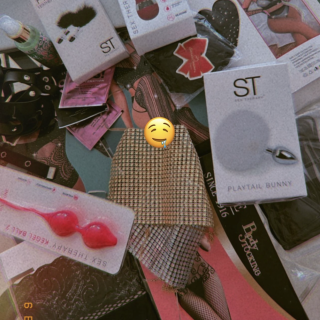 2E00AAD3-8F5F-4B3B-9B66-010950A922F4