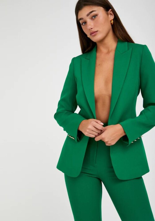 2E0A0307copy c5f26ba4 966d 4b59 8a00 3e2cb53515b3 700x152a9e809c8d65c6