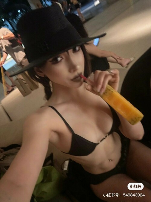 2E70E6A2 C72E 4121 A5B6 B53A4F6639AA