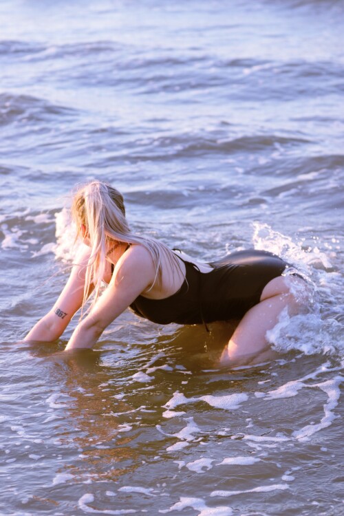 2E87116F 12B4 4909 9DAA 8BC3454CFF97d9ae024270f8124d