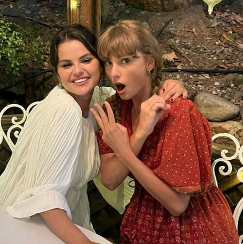 2EA145D2 786D 447A BFD0 CAF678BC37A7