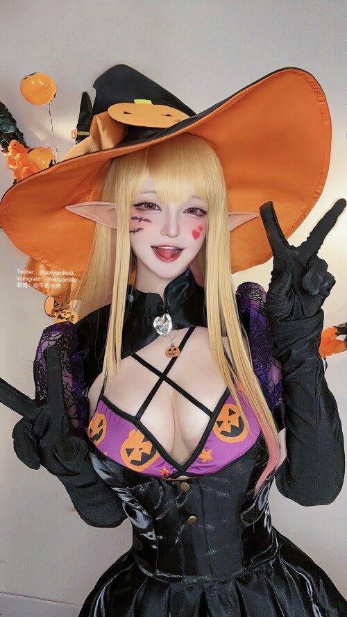 2EB7985E FD6D 4769 921F FD623A1A83A3