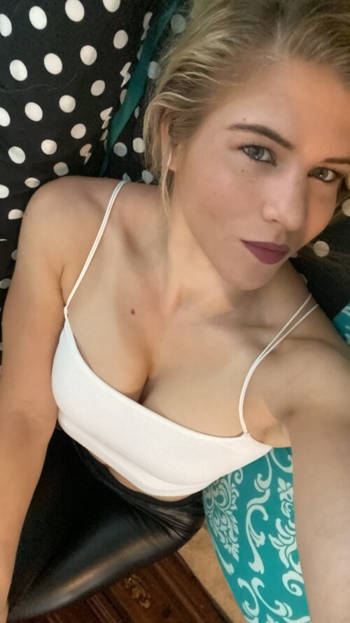 2F03CB1B 17DD 4BF1 AC75 D722FDBF080532d91d2ca2cd9be8