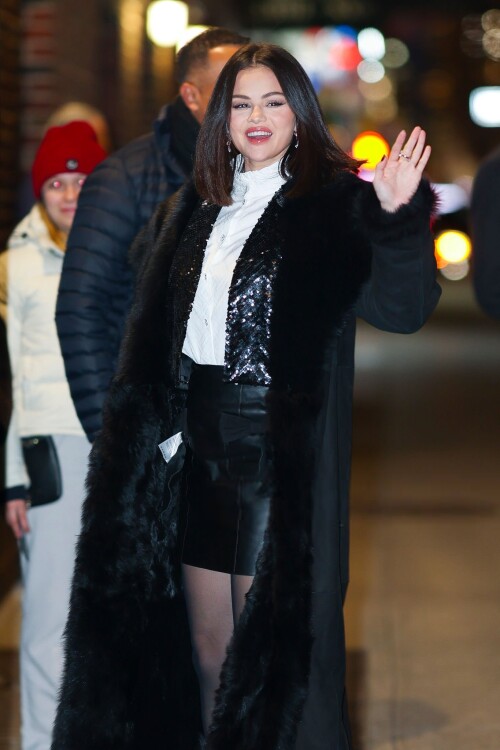 2 10 4d875becb97b94cf