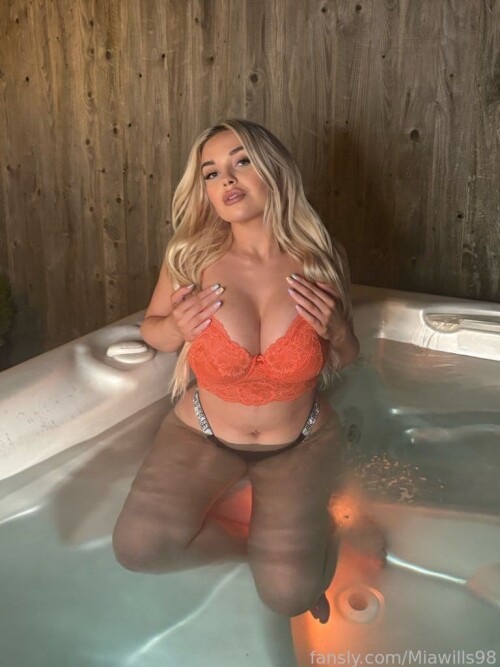 2d675058 eaca 4f6f 8c7b 81dc6d2792c6bcda8e240b1dc026