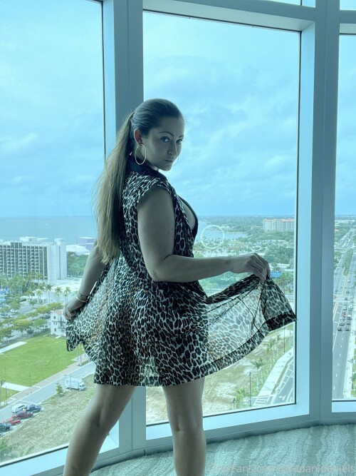 2d7daaea 8d55 4c87 8d9a 6777e1190406