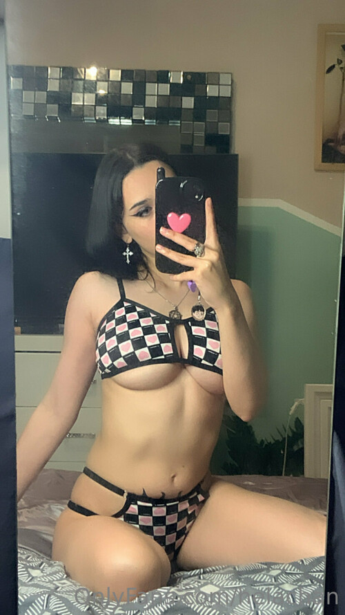 2ee85e07 50dc 4447 a1d2 d0ff223efa7a802fa70051f0525c