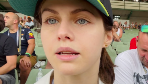 3---caIac8q7cd3edcf4edbf027