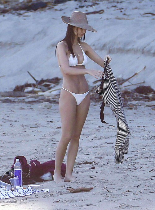 3 xQkIklu4de40b2ade17d7cd