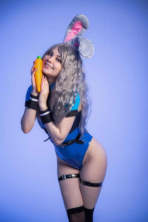 3 105724e7dec18b0767