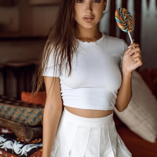 3-7515b3838658fdd252fa5a5e27425bcac