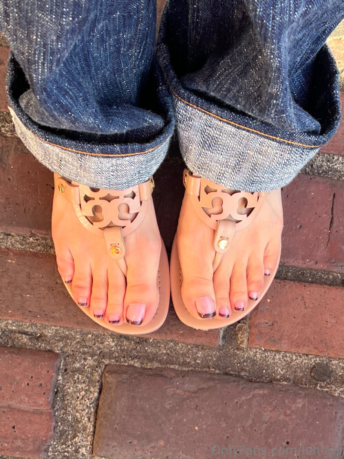 3000x4000 8b6d480f19f322aa2e591ee5d34bf339d2329725d7ade3da