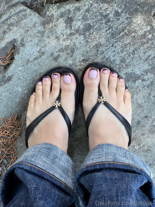 3000x4000 e781c9fbb5e9490bc0eec4b7a1b489e330f39036094e1a43