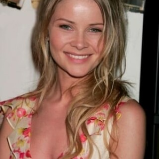 300full-anita-briemdc11f589bfe1db54