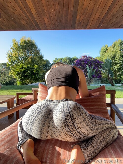 3024x4032 12fe19299c6ab3da55693399b53686f0e2aa68f1bf32e7a1