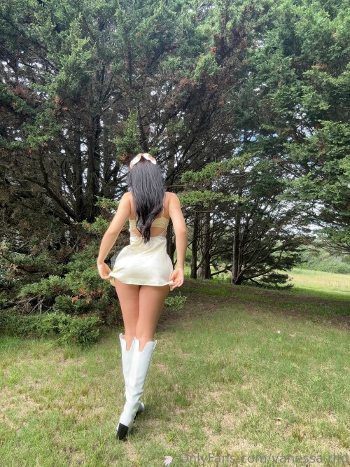 3024x4032_221e00d4158b2a52a4d4cf9b8214ed6c9b88aadc94a22ae0cde225be35ccd030.jpeg