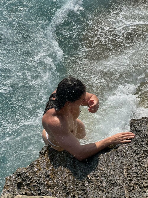 3024x4032 3ea6df3d75ce8657f0b136d2db8c3c106337bd6c65ff97b9