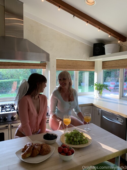 3024x4032 4470e296a5094f937ffe41aa7844139e