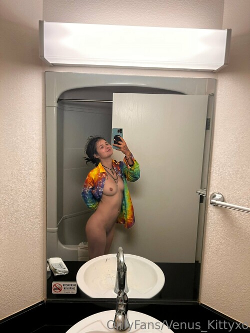 3024x4032 5b07ff848478702b87577871957e74fb8e5c98a935ec52c7