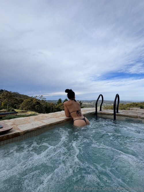 3024x4032 665e0085e615ad11dac09478690bafddf4eea4e70db9dbd8