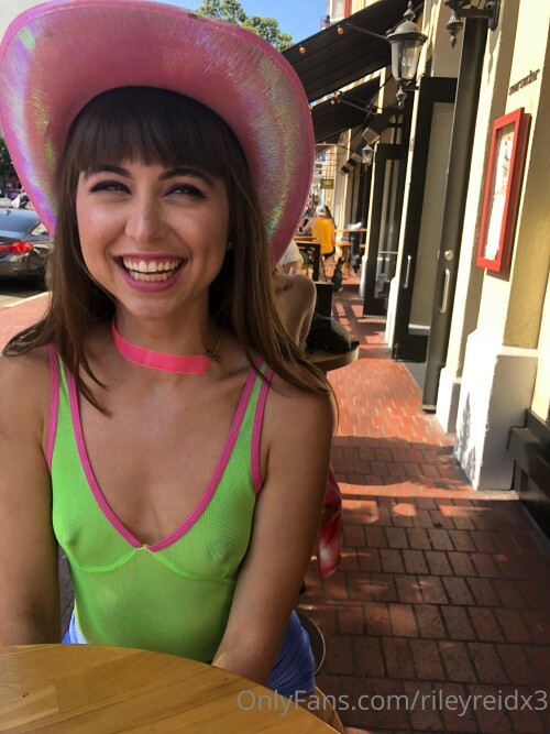 3024x4032 733e0614a4e62907cf467d6f77564ab9