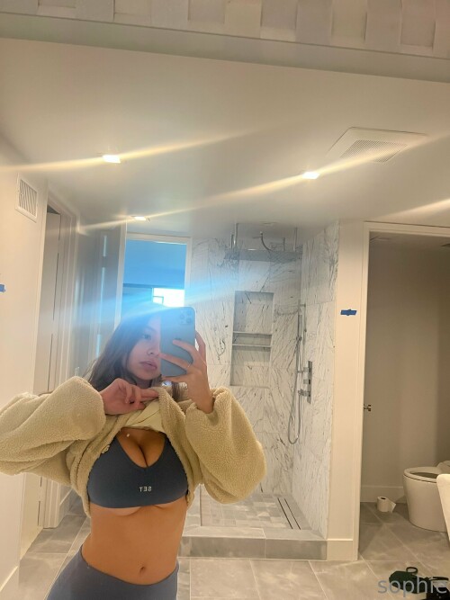 3024x4032 7d2dd8567e54ef850e6a4f41aef95e85