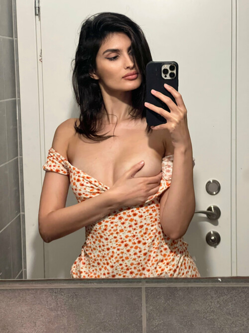 3024x4032_868640ca17cb2a0e243265a7986f9071.jpeg
