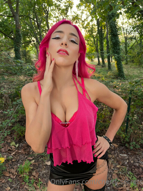 3024x4032_87fd418cf5374e4efca00f71a011dc5a7f2192343c9fca9f.jpeg