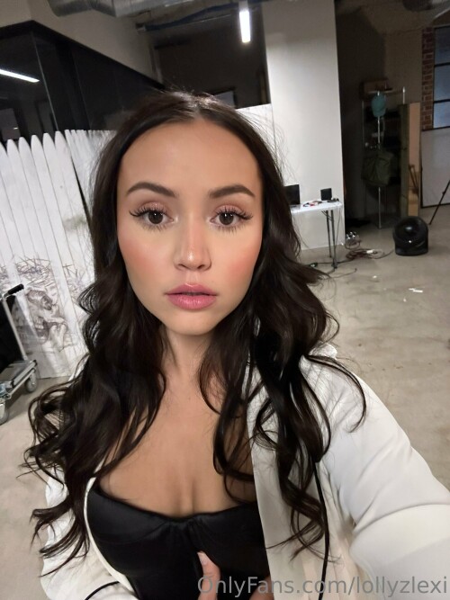 3024x4032_8966d6418feb3409fce291d34dfb197f.jpeg
