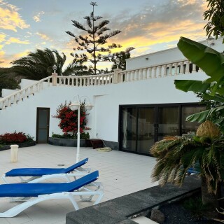 3024x4032_b44b6ef42d844c0d0097018d5628e5f7a5c94ebc3d6e512e