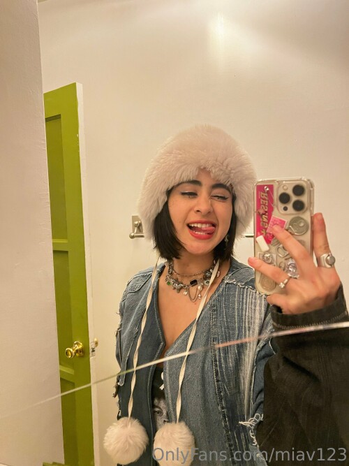 3024x4032 b53db3c98acdf41cbb28dc433b0ba7ec 1