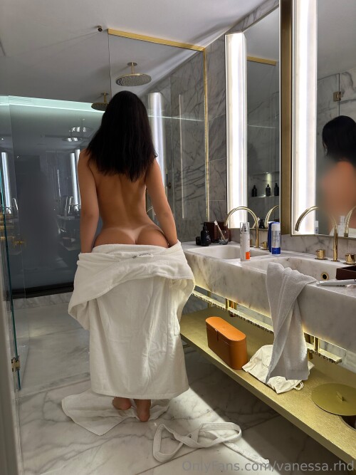 3024x4032 bf040e00f8d260617dd61b5c6c3dd659c5336e6297ac76e6