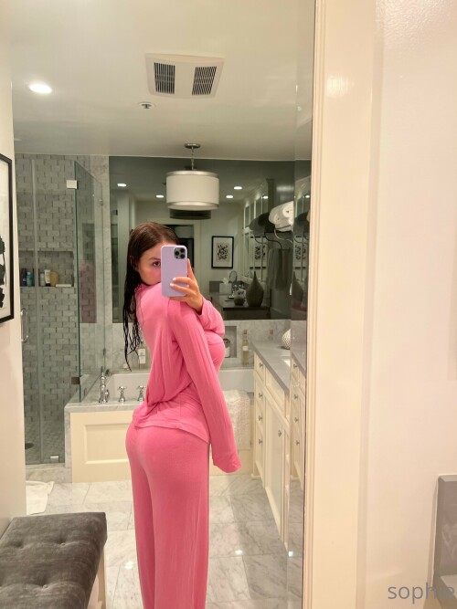 3024x4032 c23669043537140da284bbe10ff791fb