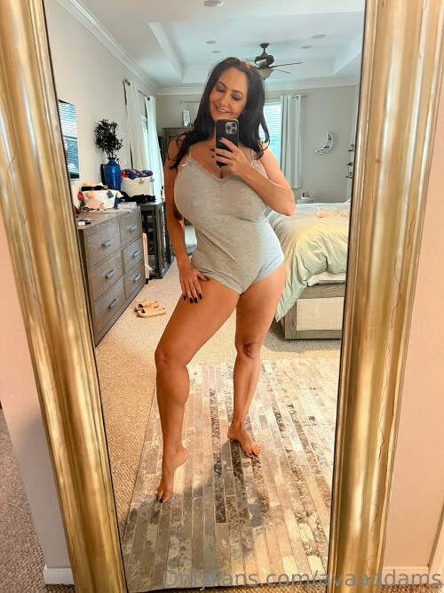 3024x4032 c305c33fc9b45db5983bfeb276920a16