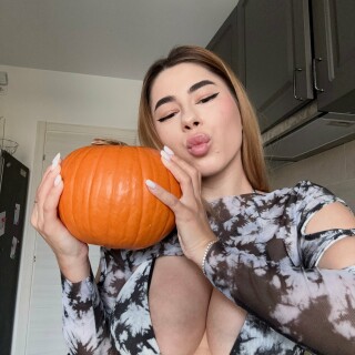 3024x4032_e5177a1b4a95cd352c0bbe2805ac765b8d676037dc36eb79