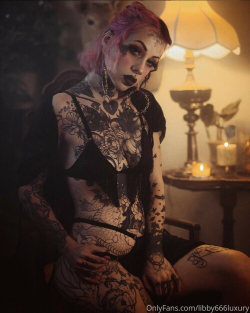 304DC60E 2CA2 4E98 9B83 31FB3AEF8064