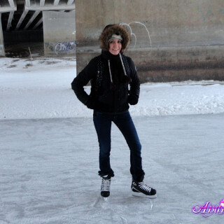 305-13-lg43c318b2df9ce4c1