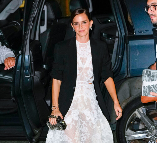 306088883 1424119542