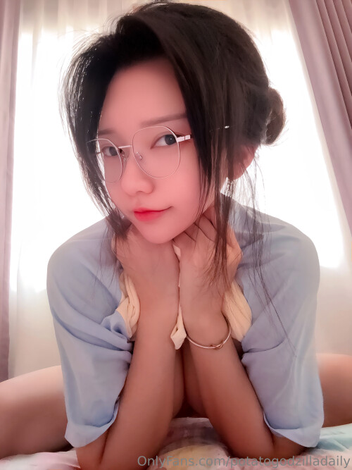 3072x4096 831a3677ba9d29622aede8000a156b02f44aa356b2428a37