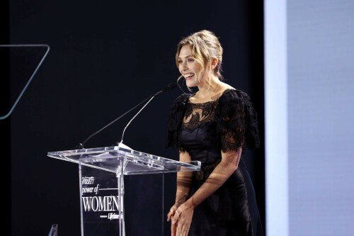 308860877 elizabeth 80