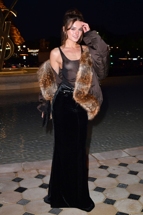 309168732 charlottelawrenceseethroughpfw826724c41eacf0ff32