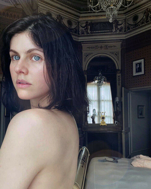 310164391 561980892372041 6306450887579427873 edit