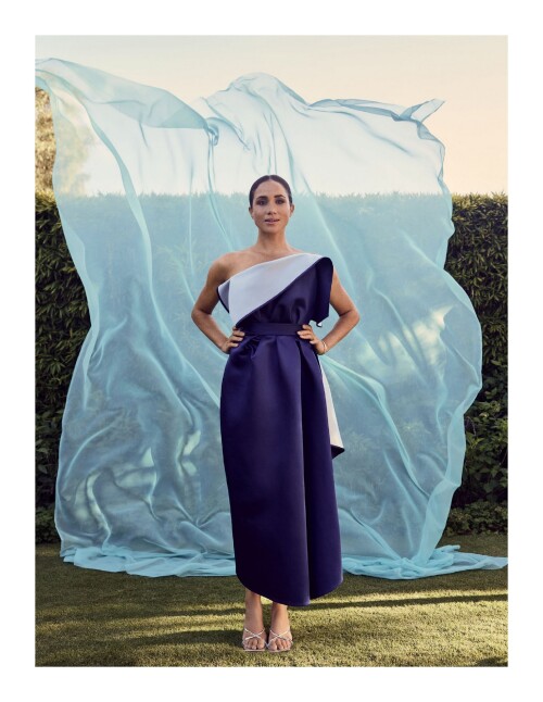 313445018 2022 10 19 variety 3 AHZE