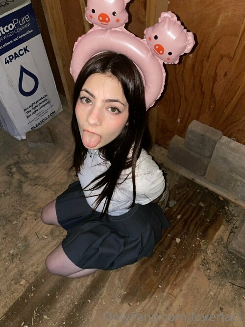 3137AD82 66C7 413F 8F05 FEEC0D5DFDEC