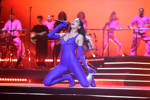 316303898 dua lipa 33118a22c5131f468d