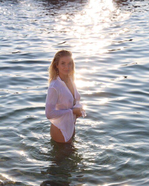 3189414754982803738 215156131 12cb2d28003916fe2