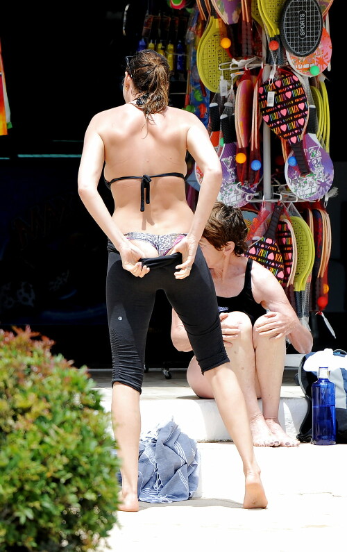 319 10001fc3093e3250f6cc